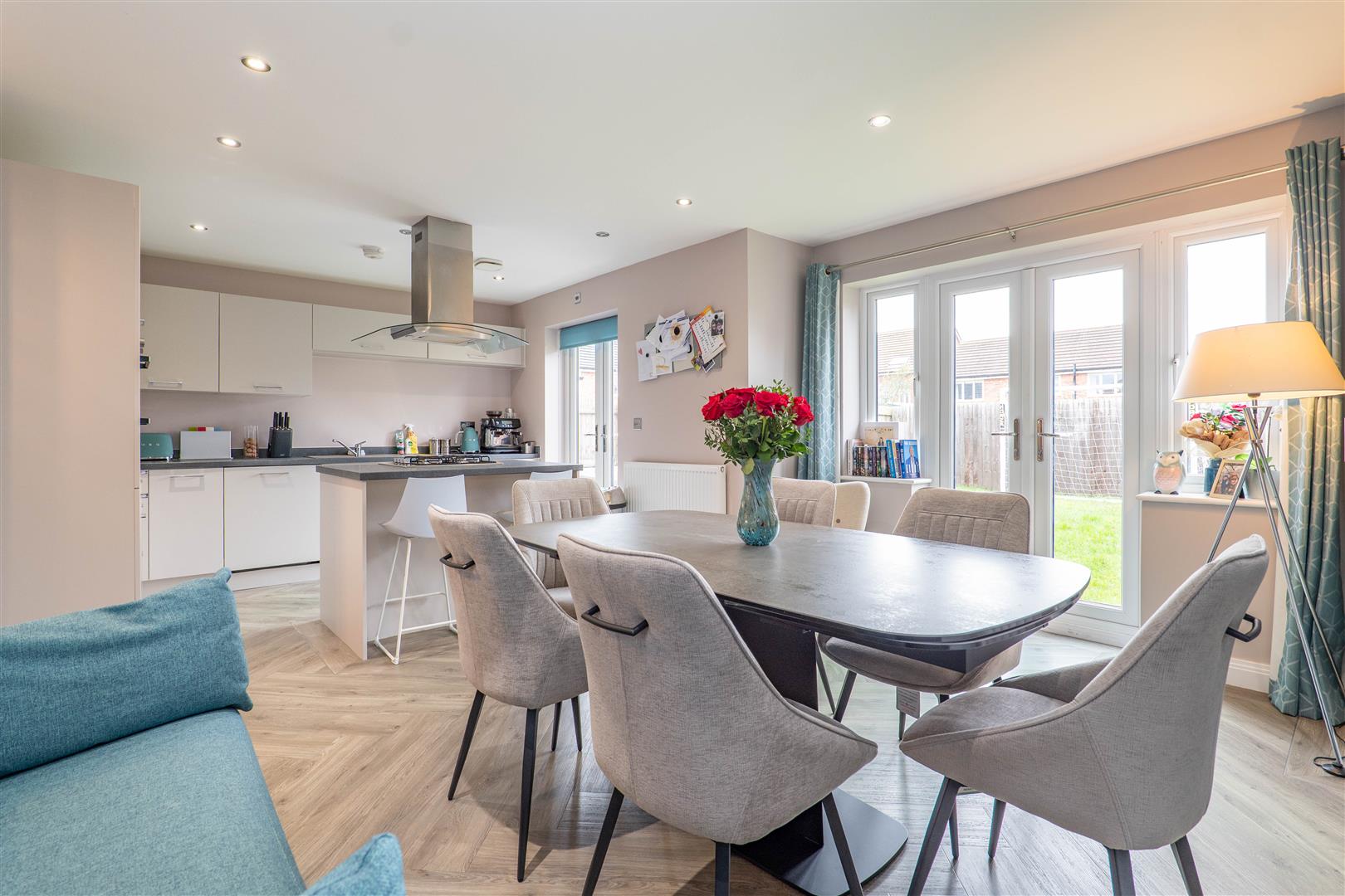 4 bed property in Stansfield Drive, Chorley
